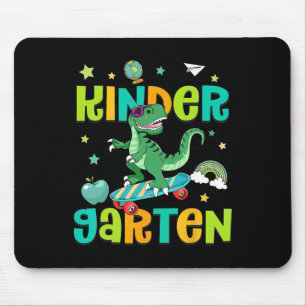 Tillbaka till skolan rullar in i Kindergarten T-Re Musmatta