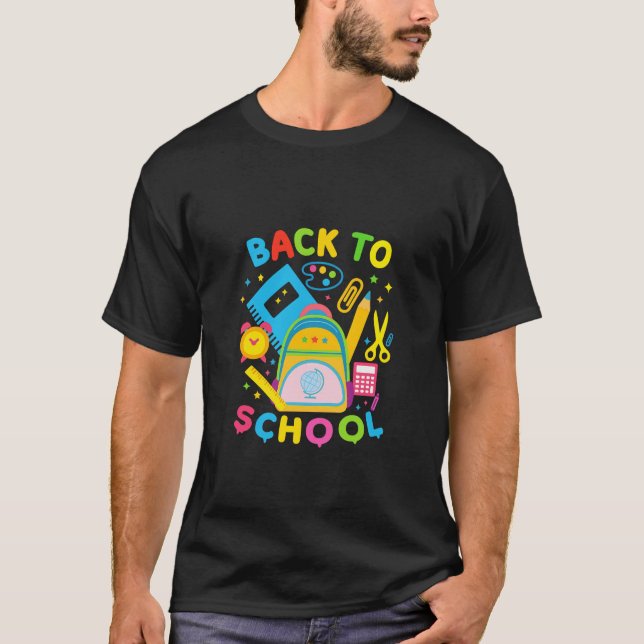 Tillbaka till skolans firande t shirt (Framsida)