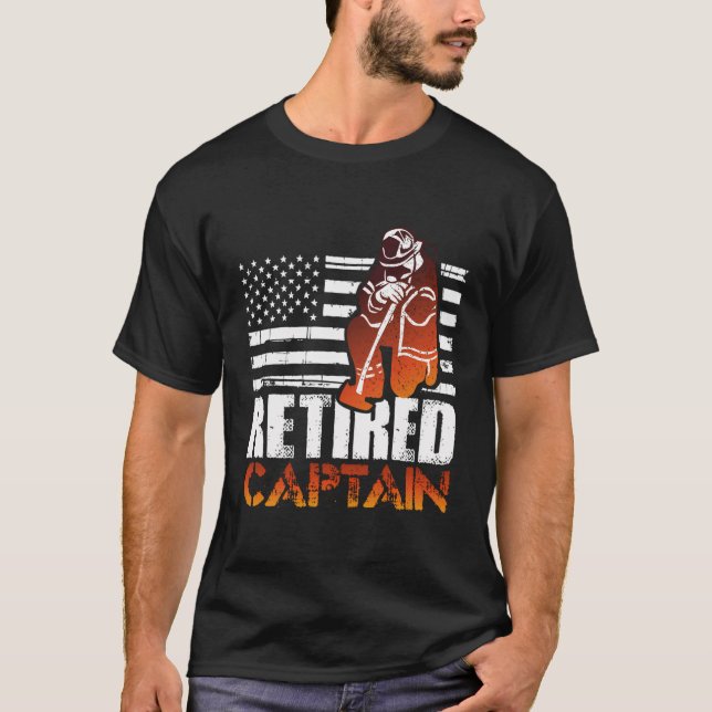 Tillbakadragen amerikansk brandman kapten Pension  T Shirt (Framsida)