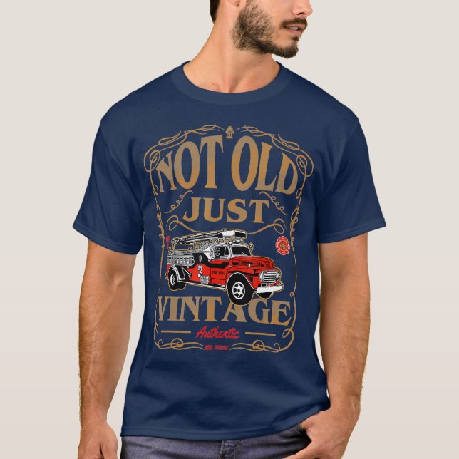 Tillbakadraget brandsläckare för gammal brandman t shirt (Framsida)