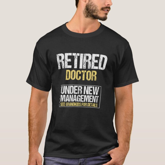 Tillbakadraget Doktor Se Barnbarn för mer informat T Shirt (Framsida)