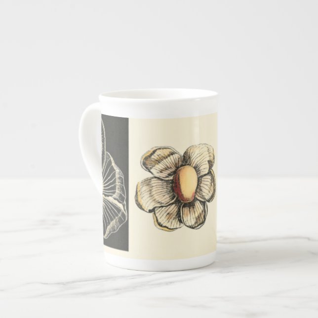 Tilldelade djur som målats på Cream-bakgrunden Benporslin Mugg (Framsida vänster)