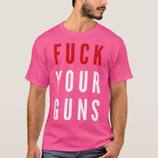 Tillräcklig Gun Control Now Pro Gun Control T Shirt (Framsida)