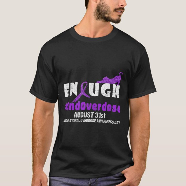 Tillräckligt med augusti 31a Internationell överdo T Shirt (Framsida)