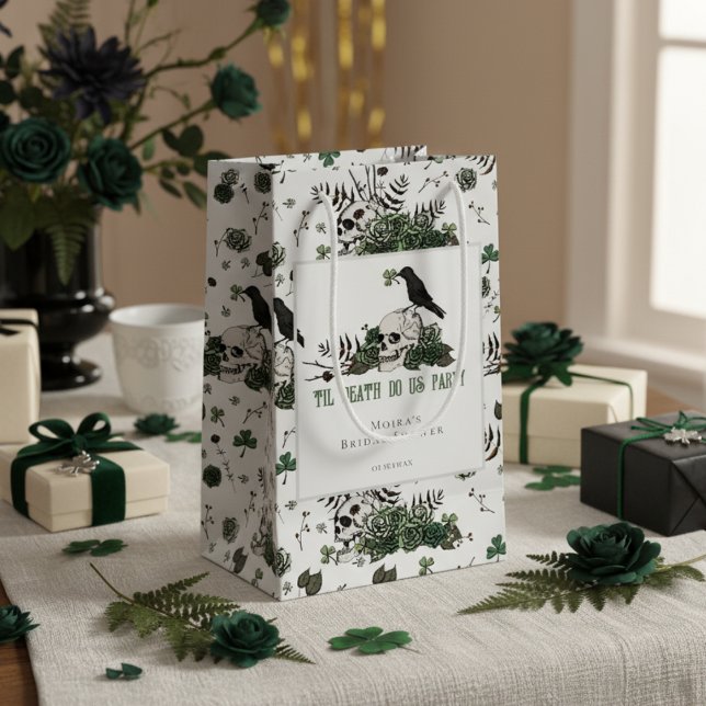 Tills döden skiljer oss åt Irish Skulls Bröllopsdu (Irish Bridal Shower Gift Bag for St Patrick's Day Wedding. Chic Skull, Green Roses, Shamrock Pattern)