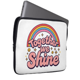 Tillsammans Lyser Vi – Regnbåge Retro Pride Citat Laptop Fodral