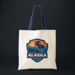 Tillståndsprioritet | Alaska Tygkasse<br><div class="desc">Andersson Design Group är ett prisbelönt illustrations- och designföretag i Nashville på Tennessee. Grundaren Joel Andersson leder ett team av begåvade konstnärer att skapa originalverk som ser ut som vintagens klassiska reklamutskrifter från 1920-talet till 1960-talet.</div>