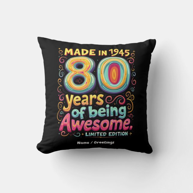 Tillverkad 1945, 80 år av Vara Fantastisk Kudde (Framsida)