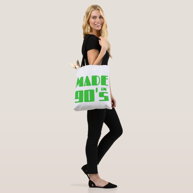 Tillverkad i 90-tal tygkasse (På modell)