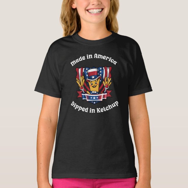 Tillverkad i Amerika dog i Ketchup Funny Patriot T Shirt (Framsida)