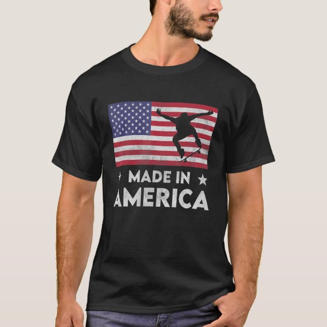 Tillverkad i Amerika USA National Flagga Skateboar T Shirt (Framsida)