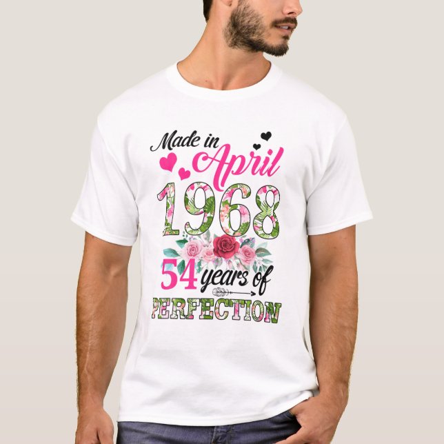 Tillverkad i april 1968 Blommigt 54 år gammal 54:e T Shirt (Framsida)