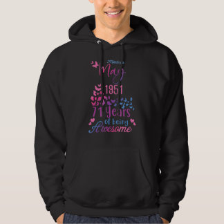 Tillverkad i maj 1951 Grattis på födelsedagen 71 å Hoodie