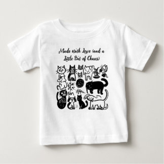 Tillverkad med Kärlek & Chaos’ Funny Baby T-Shirt 