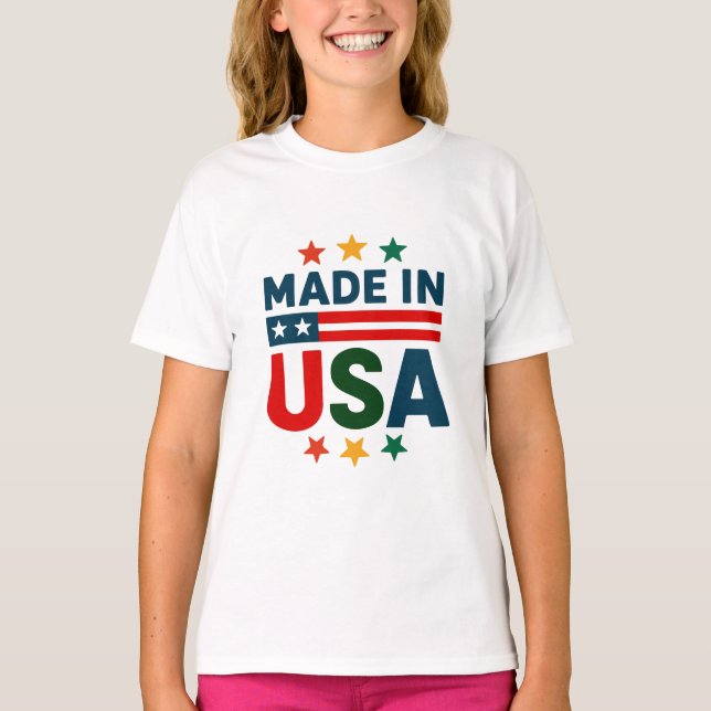 Tillverkad på usa patriotisk typografisk design t shirt (Framsida)