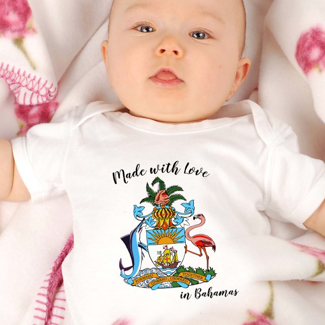 Tillverkade med Kärlek i Bahamas/Bahamas flagga T Shirt (Skapare uppladdad)