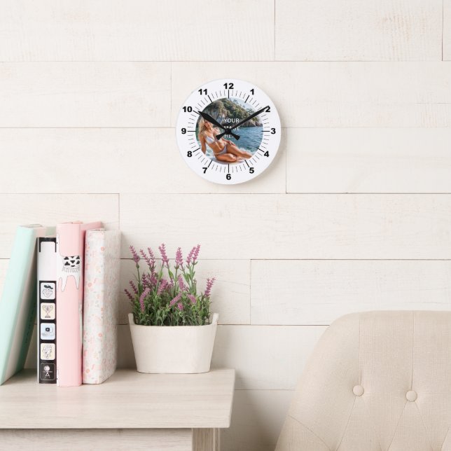TIME! ⏰ Custom Wall Clock – Add Your Design Rund Klocka (Läsesal)