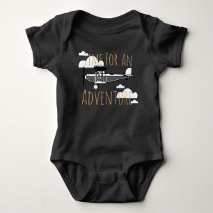 Time för ett äventyrvintageflygplan tee