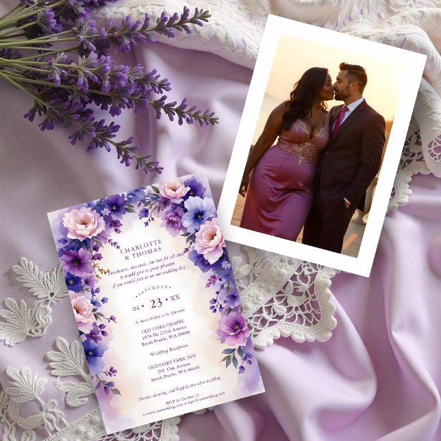 Timeless Romantic Purple Shades Flowers Arch Photo Inbjudningar (Timeless Romantic Purple Shades Flowers & Branches Arch with Photo in the Back Wedding Invitations)