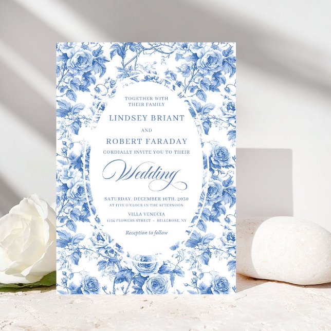 Timeless Royal Blue Toile de Jouy Wedding Invite Inbjudningar (Timeless Royal Blue Toile de Jouy Wedding Invitation)