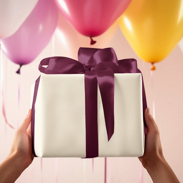 Timless - Cream White Wrapping Papper Presentpapper (Skapare uppladdad)