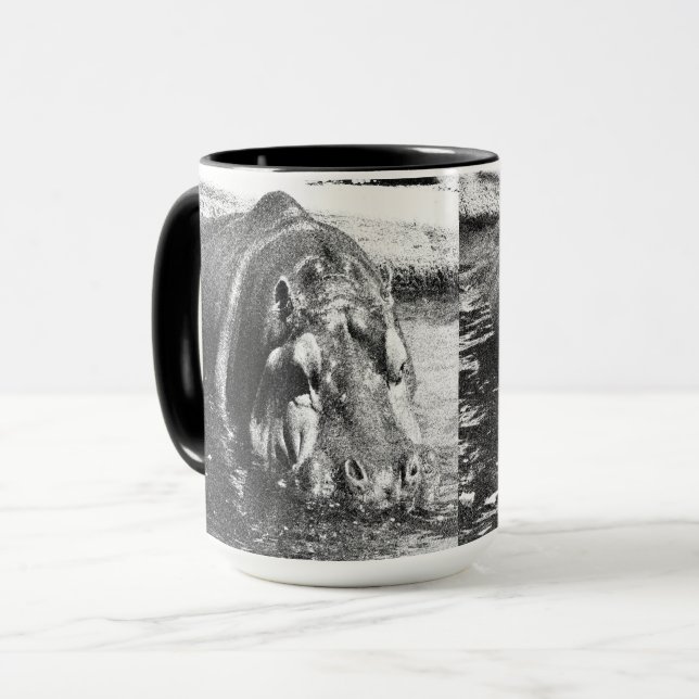 **"Timless Sträng: Grainy Black and White Hippo Mugg (Framsida vänster)