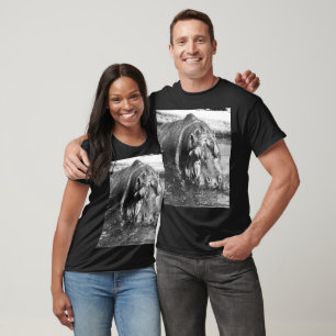 **"Timless Sträng: Grainy Black and White Hippo T Shirt