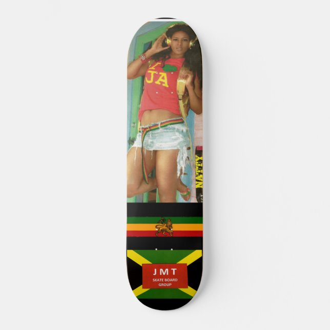 TINA INGRAM  MODELL Skateboard (Framsida)