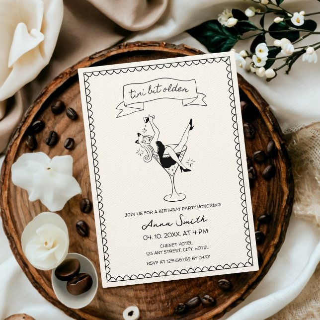 Tini Bit Older Cocktail Hand plockade Unik födelse Inbjudningar (Tini Bit Older Dirty Thirty Martini Hand Drawn Chic Aesthetic Modern Birthday Invitation)