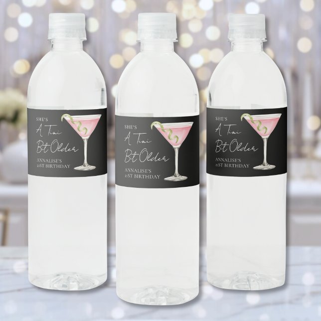 Tini Bit Older Martini Födelsedag Vattenflaskor Etikett (Tini Bit Older Martini Birthday Water Bottle Label )
