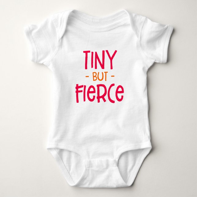Tiny but Fierce Preemie. T Shirt (Framsida)