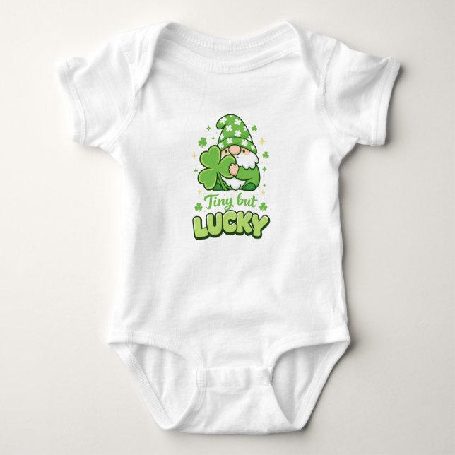Tiny But Lucky Cute St. Patrick's Day Gnome T Shirt (Framsida)