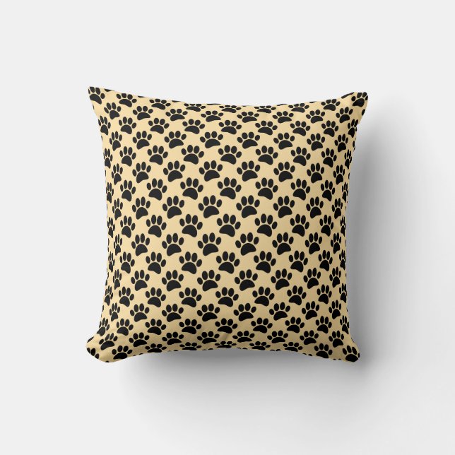 Tiny Dog Paw Print Pattern In Black and Beige Kudde (Framsida)