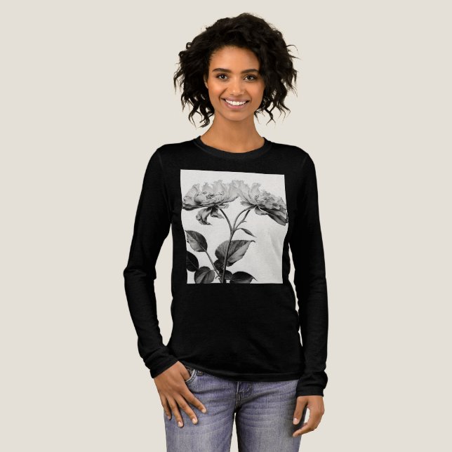 Tiny Fairy in an Enchanted Garden T Shirt (Hel framsida)