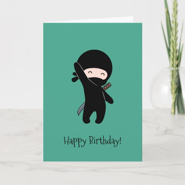 Tiny Lycklig Ninja på Mörk grönt födelsedagen Kort (Framsida)