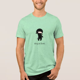 Tiny Lycklig Ninja vid Heart T Shirt