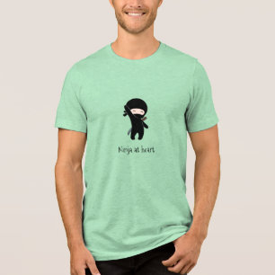 Tiny Lycklig Ninja vid Heart T Shirt