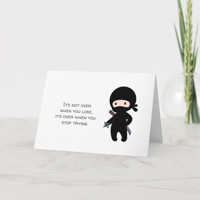 Tiny Ninja Holding Throwing Star Gult Blank Kort (Framsida)