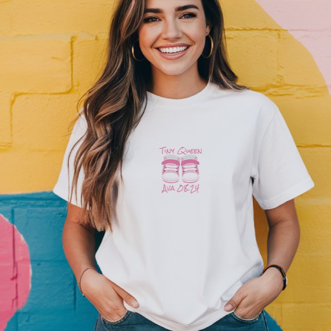 Tiny Steps Incoming Personalized Pregnancy T-Shirt (Skapare uppladdad)