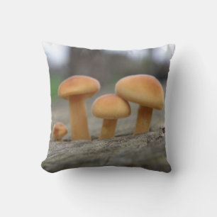 Tiny Toadstools Macro Pillow Kudde