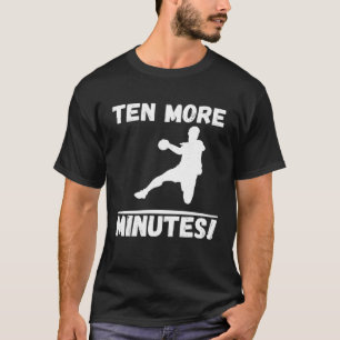 Tio minuter till matchning av bästa sportbollsspel t shirt
