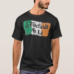 Tiocfeldh Ar    LaVintage Ireland Flagga T Shirt