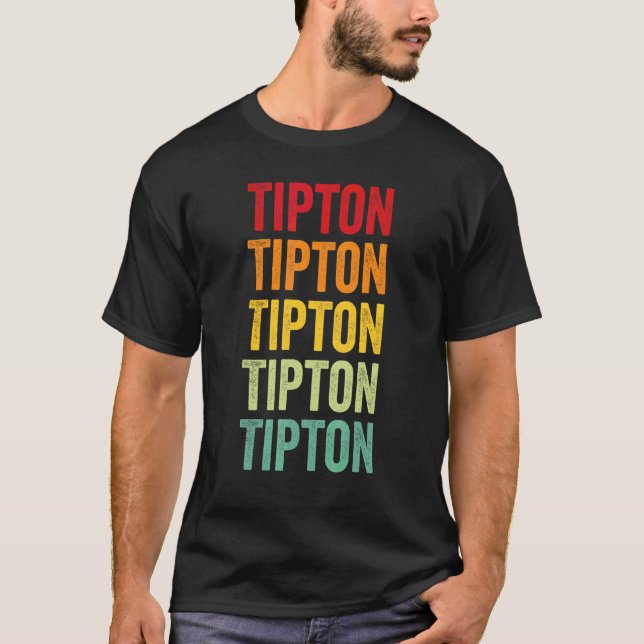 Tipton County Indiana Regnbåge Text Design T Shirt (Framsida)