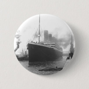 Titanic i Southamptons dockor Knapp