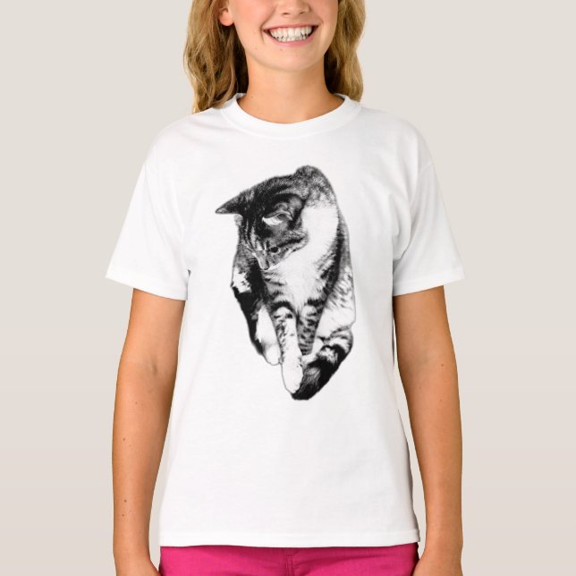 Titel: Tittar ned Tabby katt monokrom tee (Framsida)