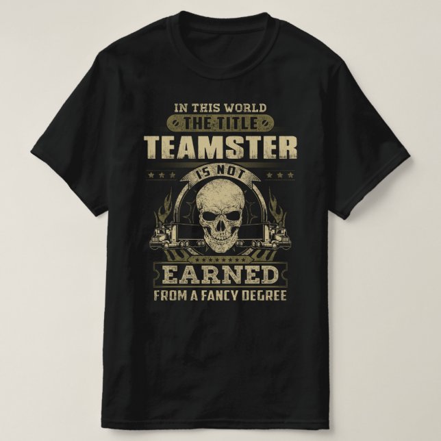 Titelgrupp intjänas inte av finare-grad t shirt (Design framsida)