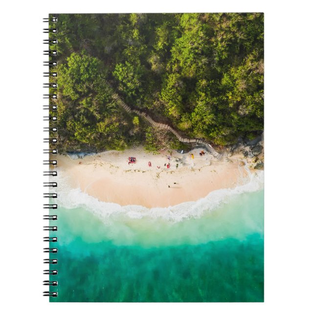 Titta ovanifrån, häpnadsväckande antennvy över en  anteckningsbok (Framsidan)