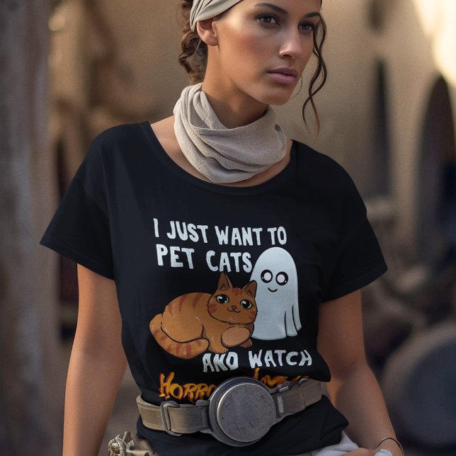 Titta på skräckfilmer och pet Cats Halloween Gag T Shirt (Halloween Movies and Cat Lover Black T-Shirt)