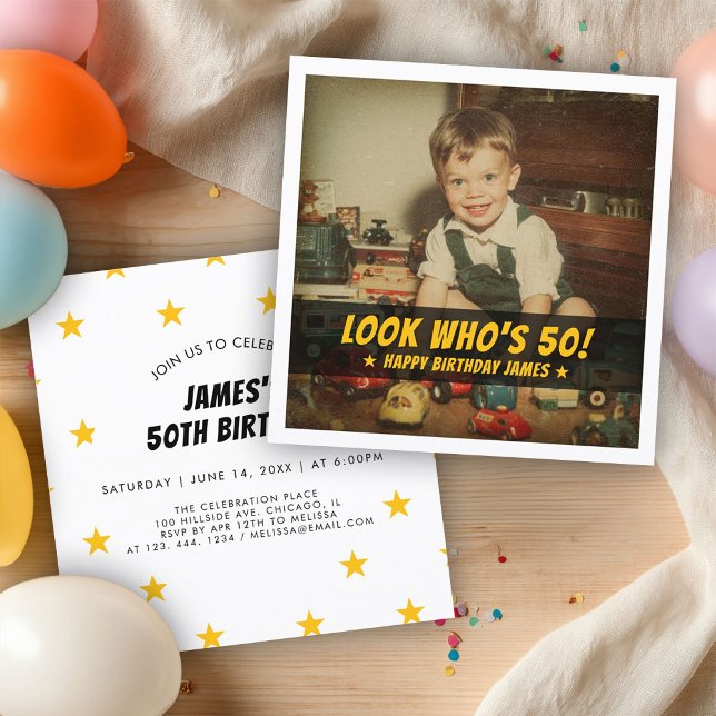 Titta vem som fyller 50 anpassad retrofoto inbjudningar (Neutral-toned 50th birthday invitation with retro typography, custom photo, in a minimalist design)