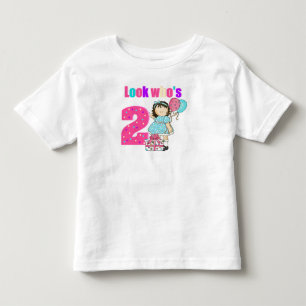 Titta vem som fyller två flickor tee shirt